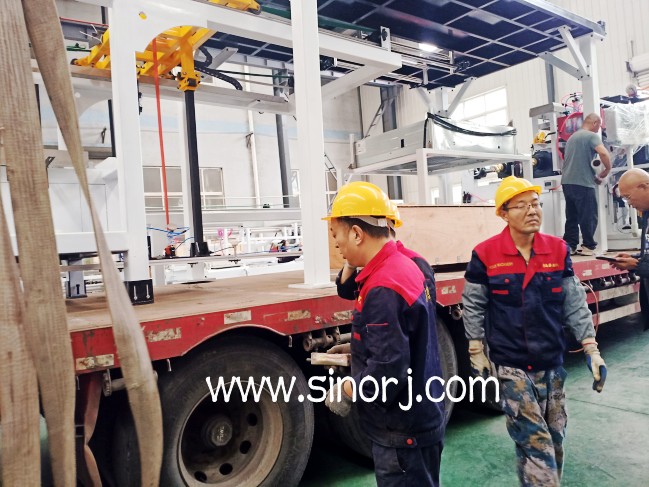 國內老客戶新加的spc地板生產線發(fā)貨