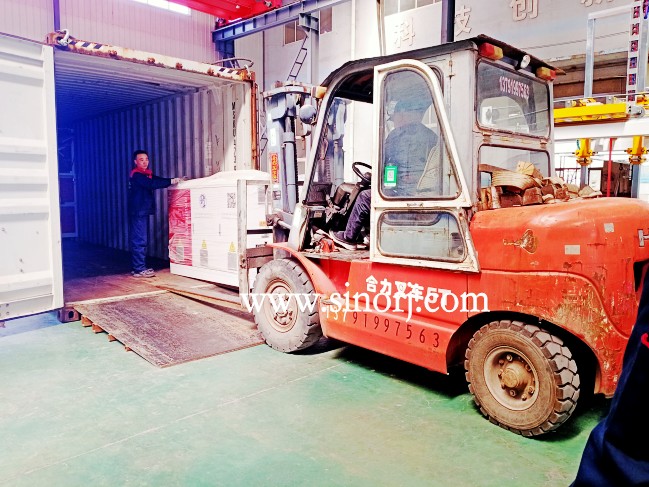 開(kāi)啟貨柜連發(fā)模式，墻板生產(chǎn)線、格柵板生產(chǎn)線、線條生產(chǎn)線發(fā)貨中